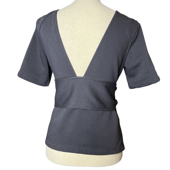 Nike Dri-Fit Women's Studio Yoga Training Top in Black Size S - Picture 2 of 4